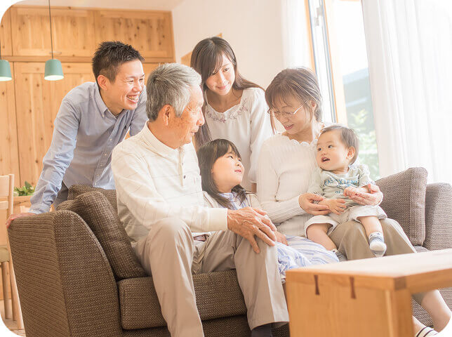 家族みんなで子どもの成長を見守る共有機能